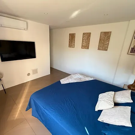 Апартаменты In Center 2 Bedrooms & 2 Bathrooms Exclusive Style Tropez