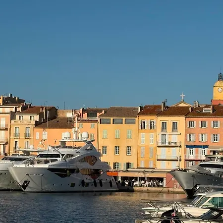 In Center 2 Bedrooms & 2 Bathrooms Exclusive Style Tropez
