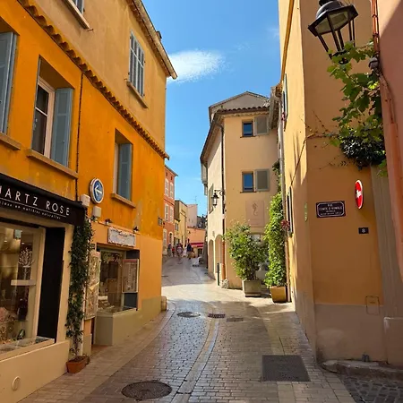 In Center 2 Bedrooms & 2 Bathrooms Exclusive Style Tropez Апартаменты Сен-Тропе